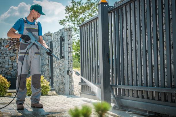 Best Animal Enclosure Cleaning  in Atchison, KS